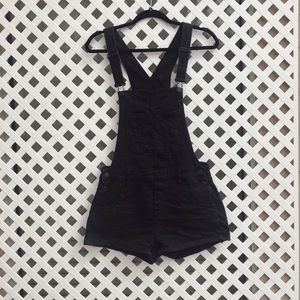 PACSUN OVERALL SHORTS